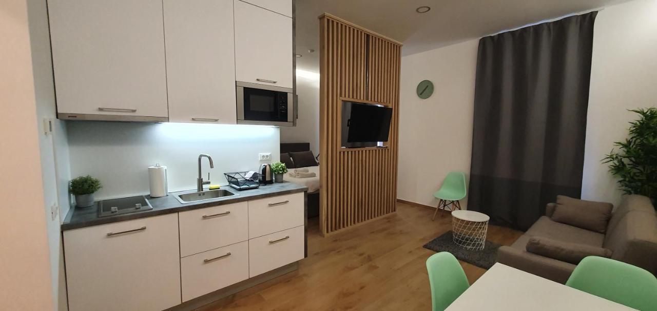 Apartmán H4U Smart Deluxe Záhřeb Exteriér fotografie