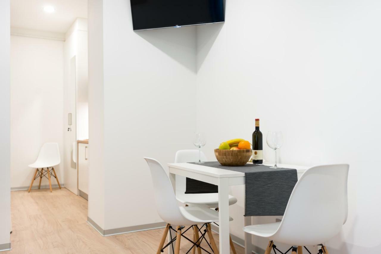 Apartmán H4U Smart Deluxe Záhřeb Exteriér fotografie